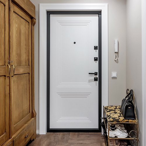 Входная дверь с белым МДФ Входная дверь с белым МДФ