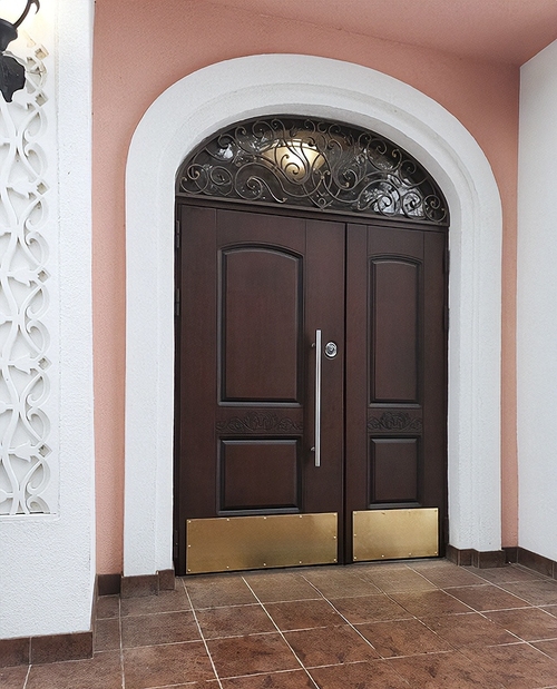 Парадная арочная дверь Парадная арочная дверь