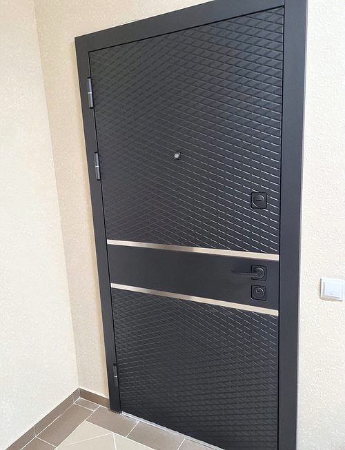 Дверь МДФ с полосками Дверь МДФ с полосками