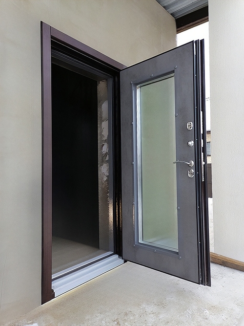 Остекленная дверь МДФ Остекленная дверь МДФ