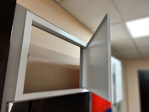 Стальной ревизионный люк Стальной ревизионный люк